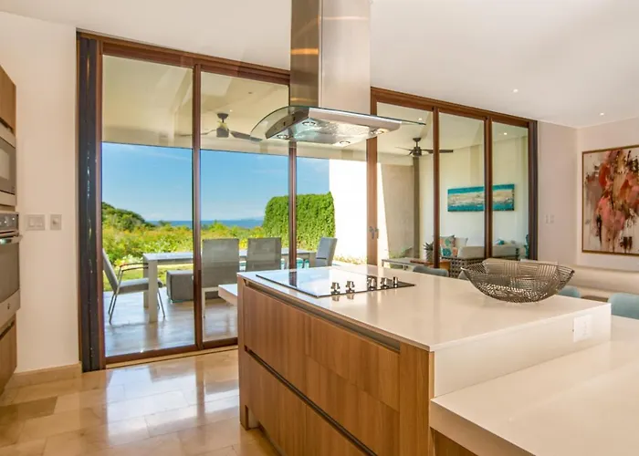 Private Pool Townhouse With Partial Ocean View - Aromo - Reserva Conchal Сasa de vacaciones Playa Conchal